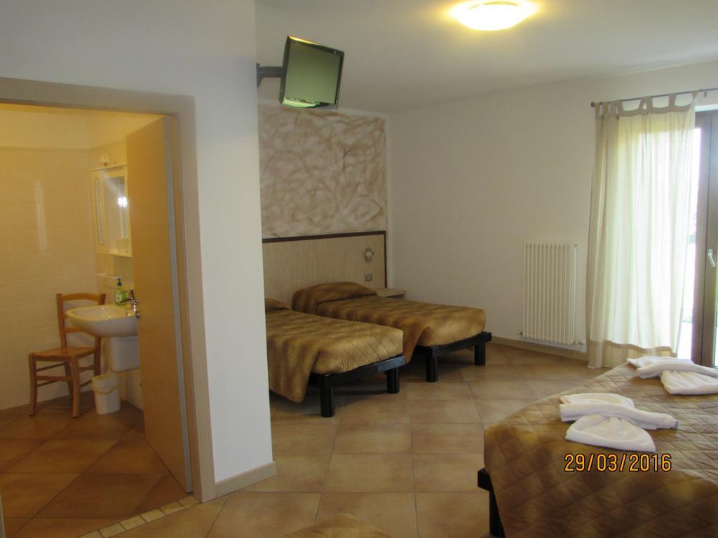 Agritur Arcosole B&B Camping Extérieur photo